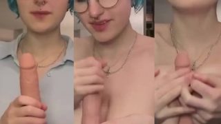 Lyra Crow tease boobs in bathub video onlyfans leaks