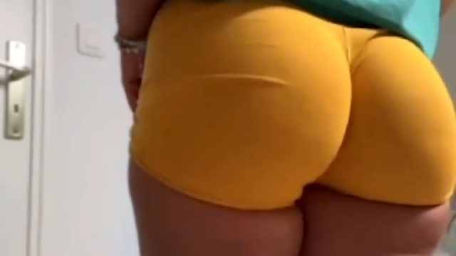 Melimtx Showing Off Big Booty Video Hot